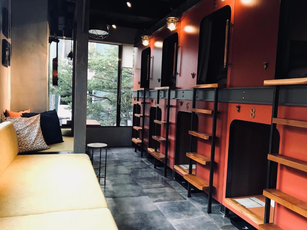 Posezení v ubytování HARE-TABI SAUNA & INN Yokohama - ハレタビ -