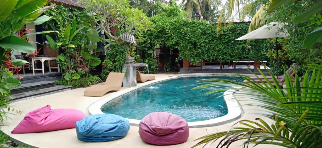 Bazén v ubytování Baliwid Villa Ubud nebo v jeho okolí