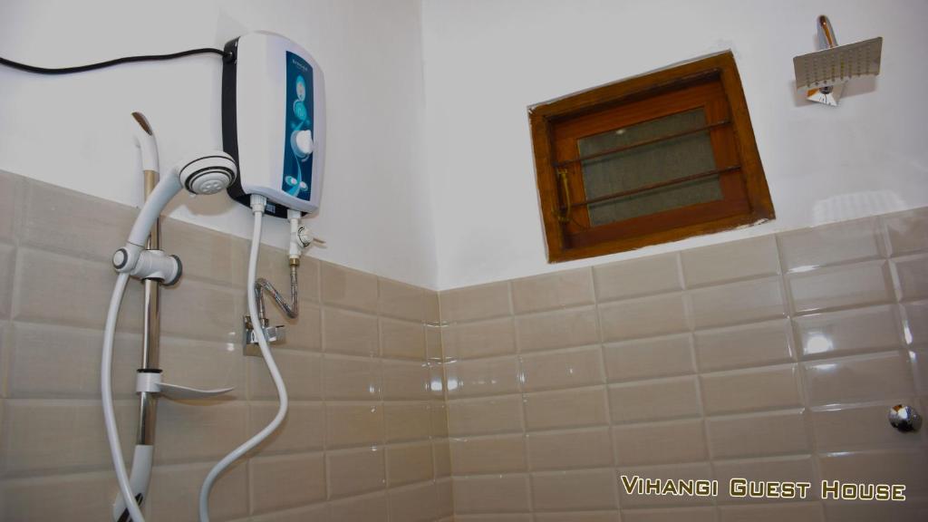 Koupelna v ubytování Vihangi Guesthouse