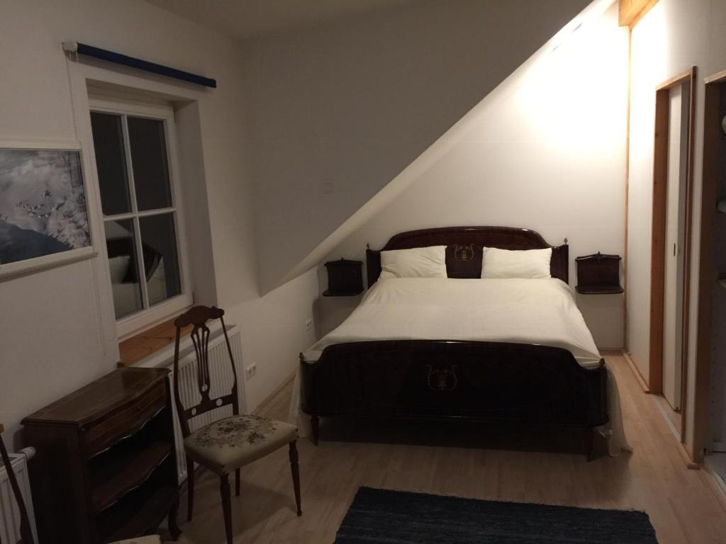 Posteľ alebo postele v izbe v ubytovaní KU:L Apartment 4pers. Planai Dachstein