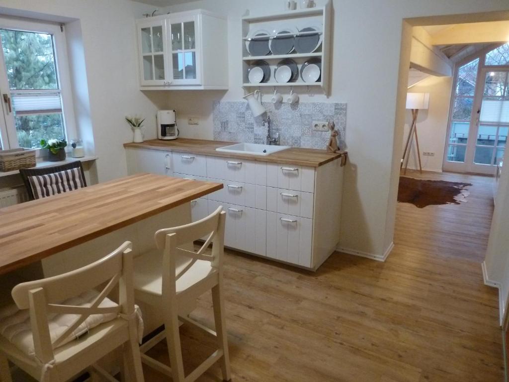 Kuchyň nebo kuchyňský kout v ubytování Ferienwohnung Lisi Hartmann