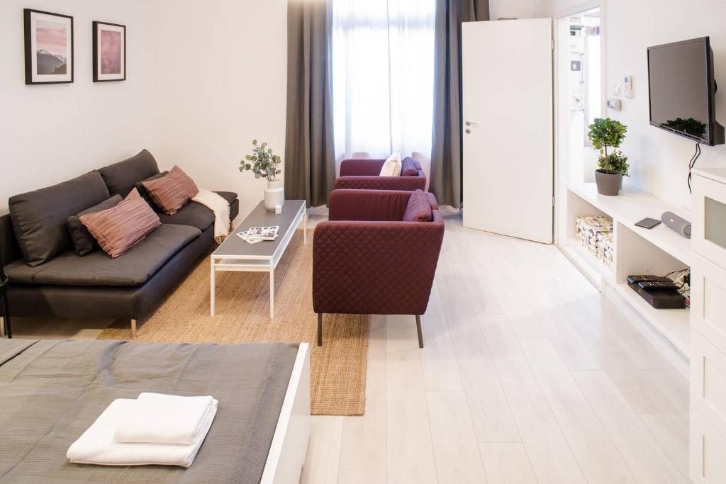 Posedenie v ubytovaní Very central, new and comfy apartment with A/C