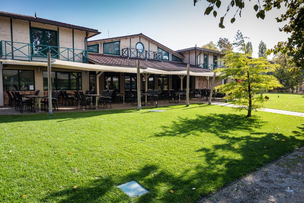 Duna Garden Hotel - Resim 6