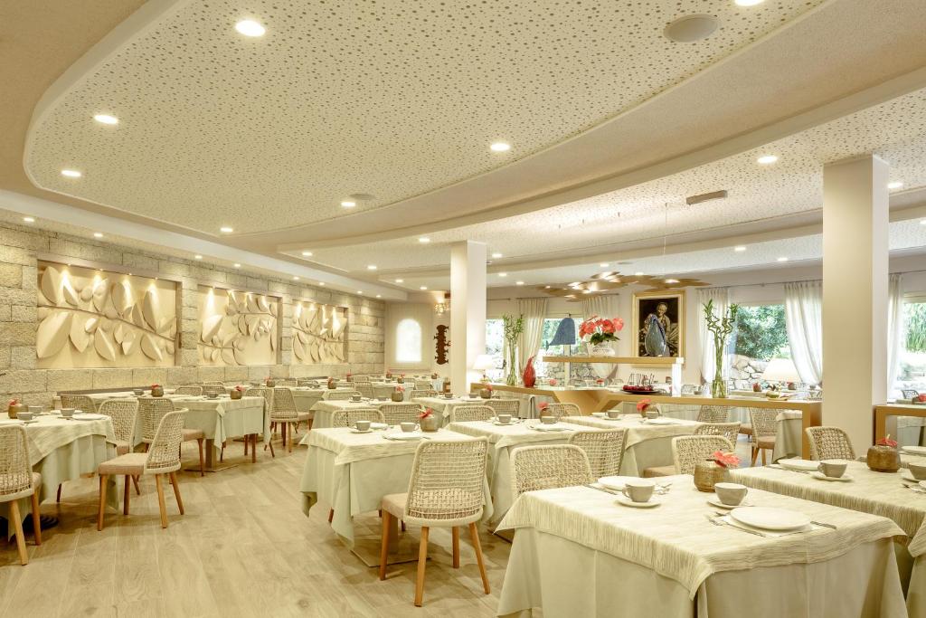 Restaurace v ubytování Cruccùris Resort - Adults Only