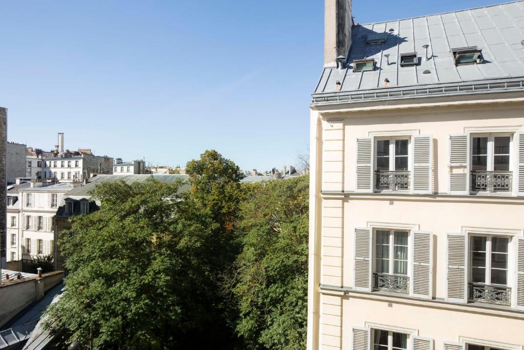 Hotel De Suede Saint Germain - Resim 29