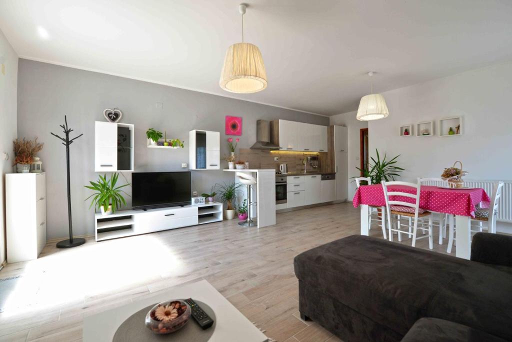 Kuchyň nebo kuchyňský kout v ubytování Apartment Kristina