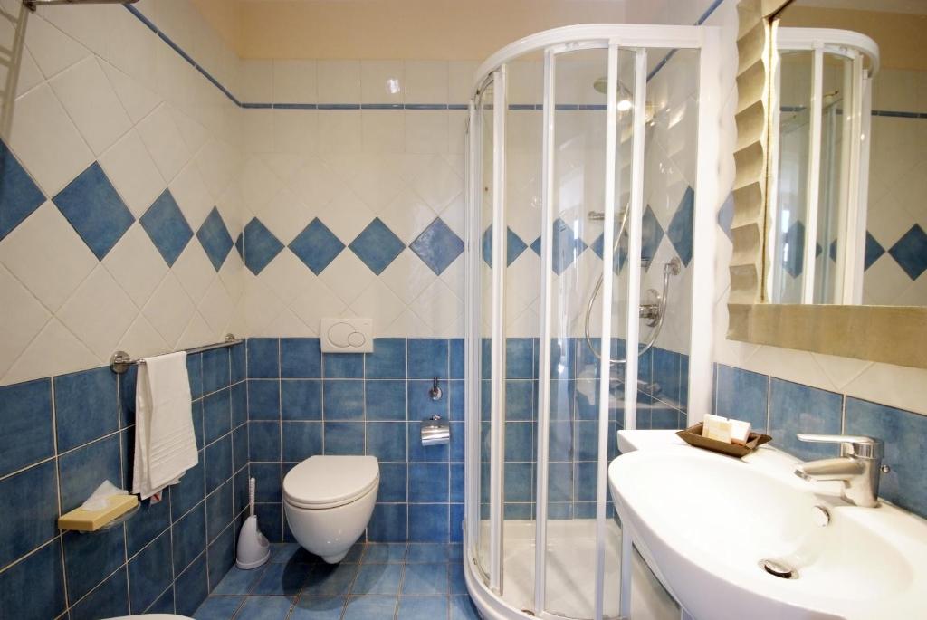 Ванная комната в Hotel La Perla Del Golfo