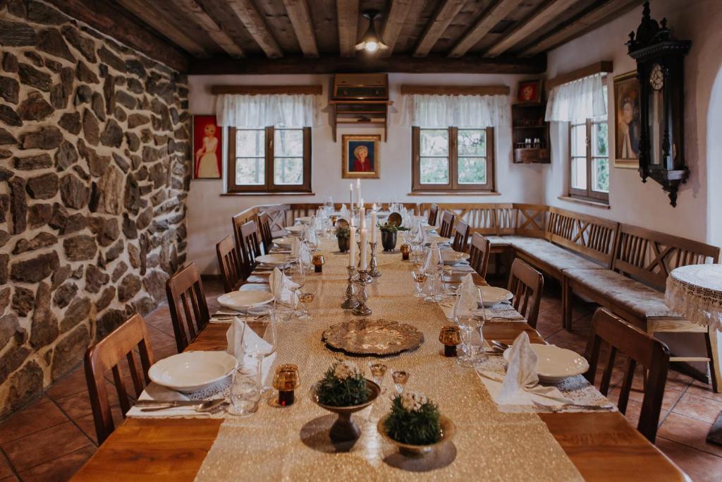 Restaurace v ubytování Koroška hiša Pri lipi, Boutique hotel