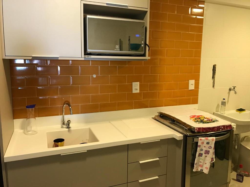  LUXUOSO APARTAMENTO BARRA ONDINA Beira MAR