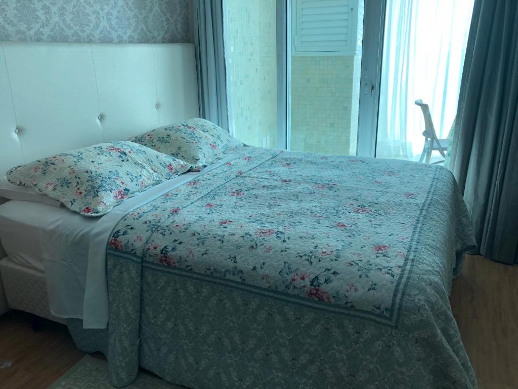  LUXUOSO APARTAMENTO BARRA ONDINA Beira MAR