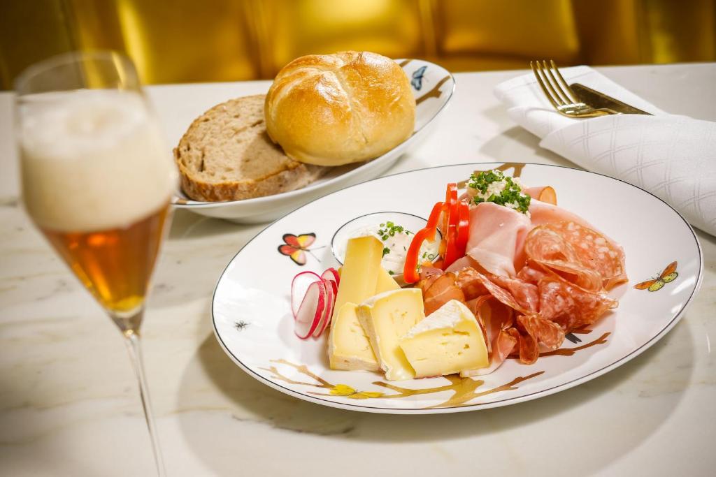 Boutiquehotel Das Tyrol - Resim 35