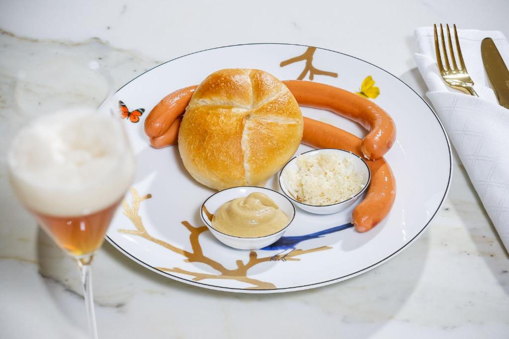 Boutiquehotel Das Tyrol - Resim 39