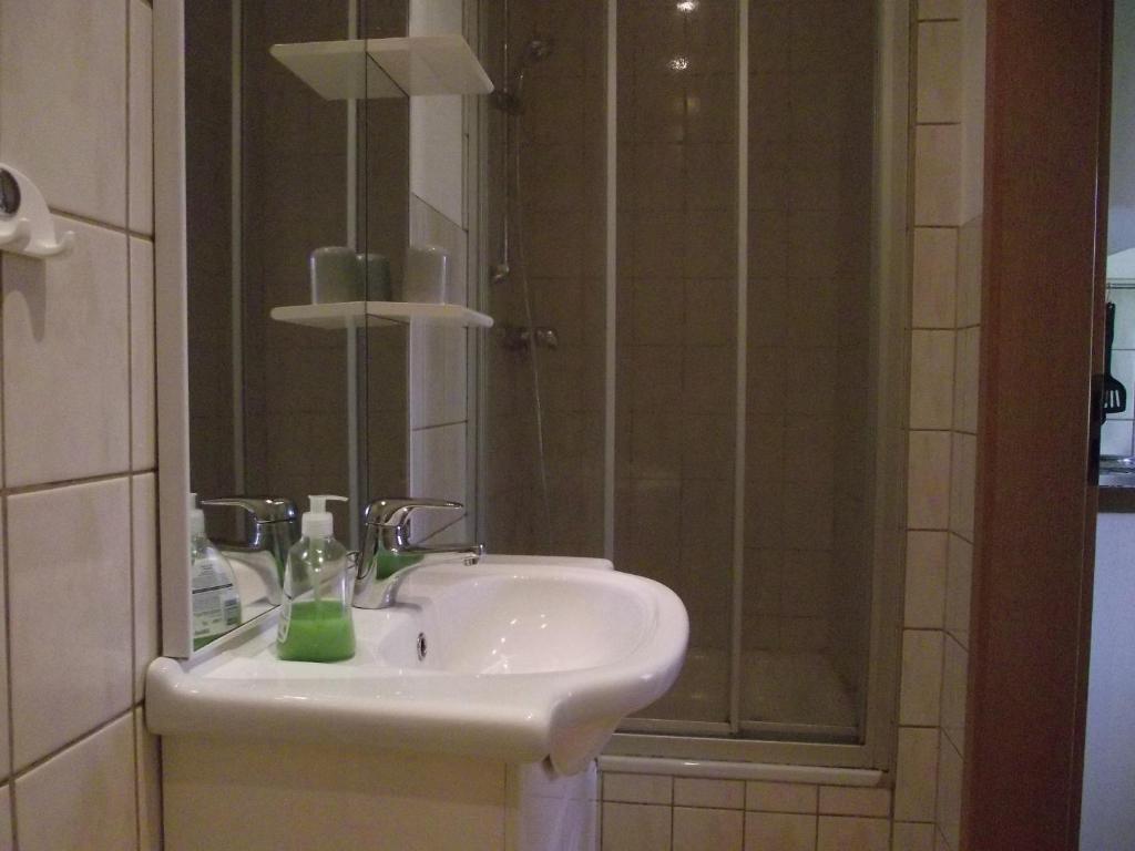 Ferienhäuser Börge - Cabaña (2 Adultos + 1 Niño)