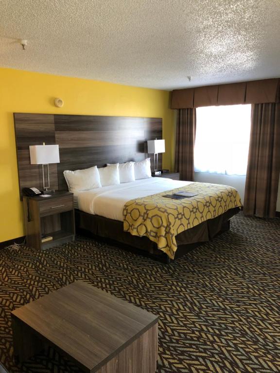 Baymont by Wyndham Oklahoma City Airport photo