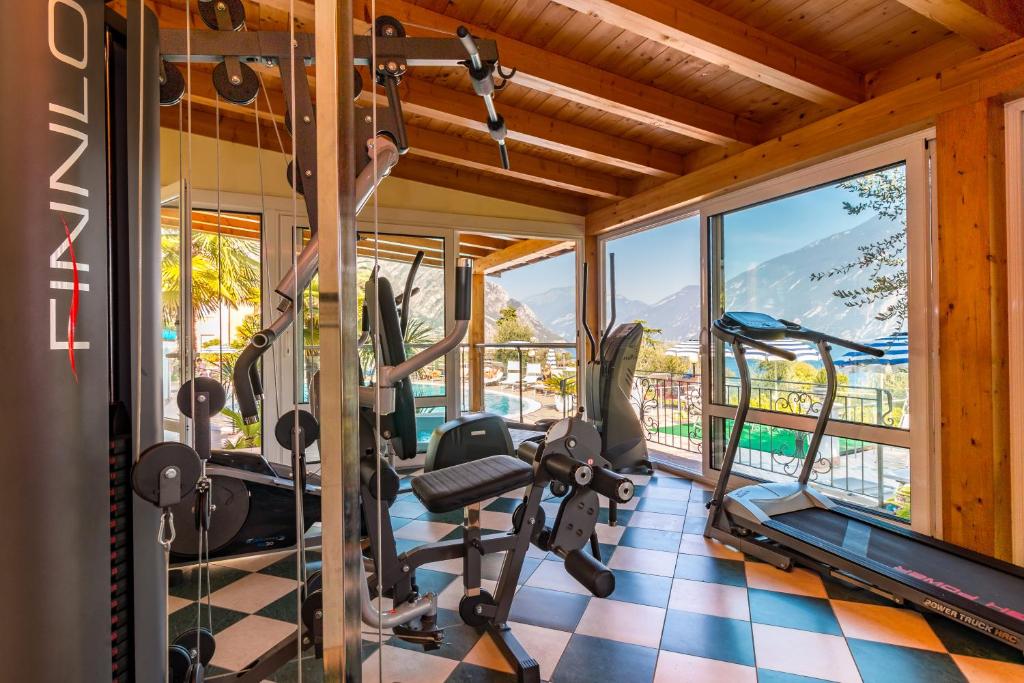 Fitness centrum a/nebo fitness zařízení v ubytování Hotel Riviera Panoramic Green Resort