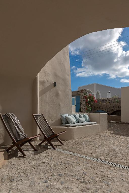 Foto de la galeria de Alluvial Santorini Suites a Mesariá