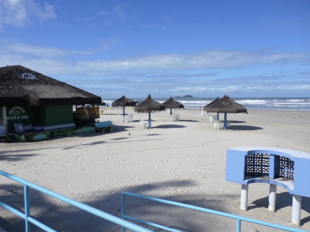  Enseada- 01 DMT próx à praia
