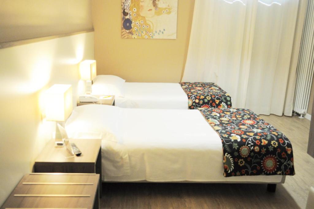 Hotel Maggiore - Resim 41