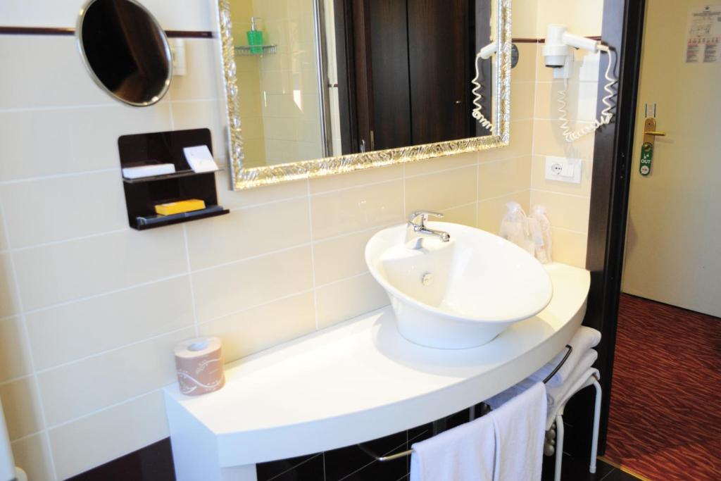 Hotel Maggiore - Resim 32