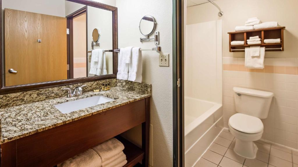 Best Western Plus Sidney Lodge - Habitación Con 2 Camas Grandes - No Fumadores