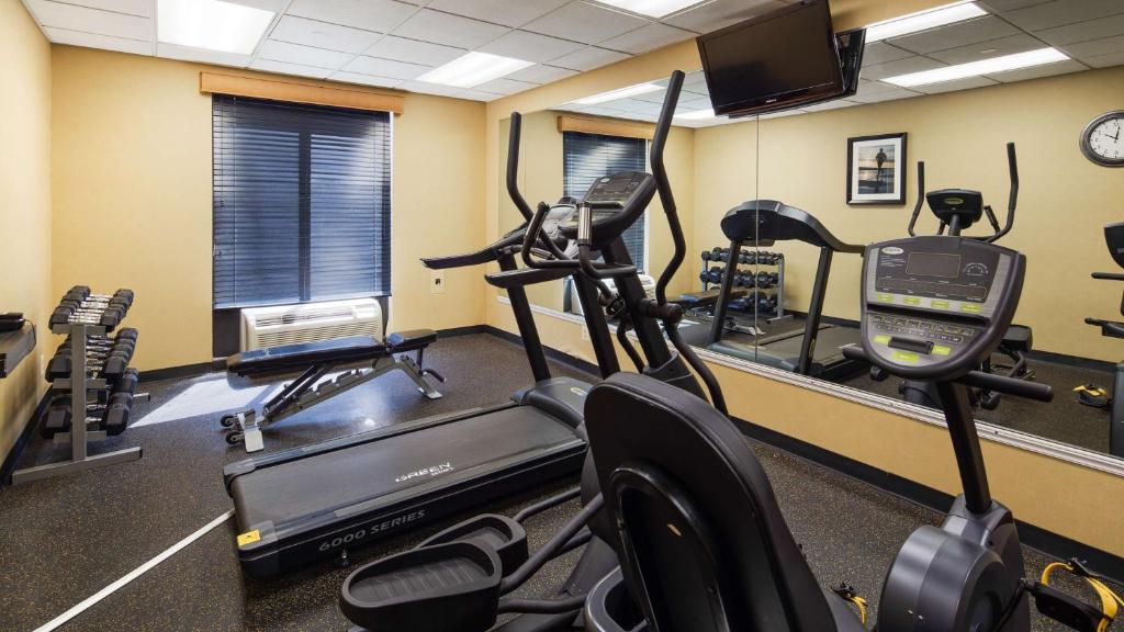 Best Western Springfield West Inn photo