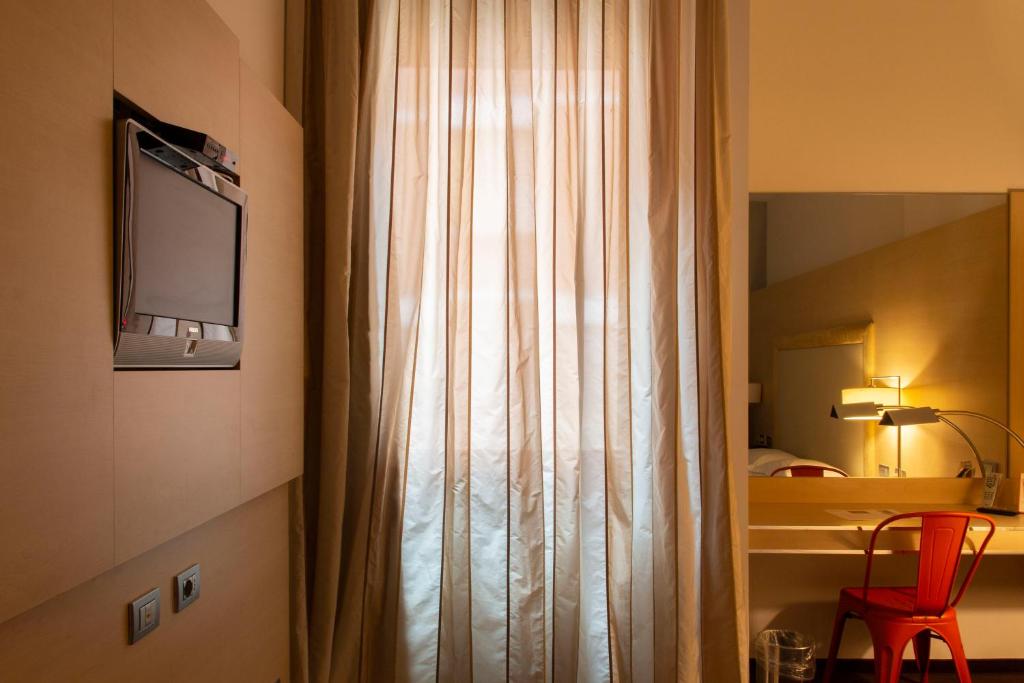 Smy Bologna Centrale - Resim 17