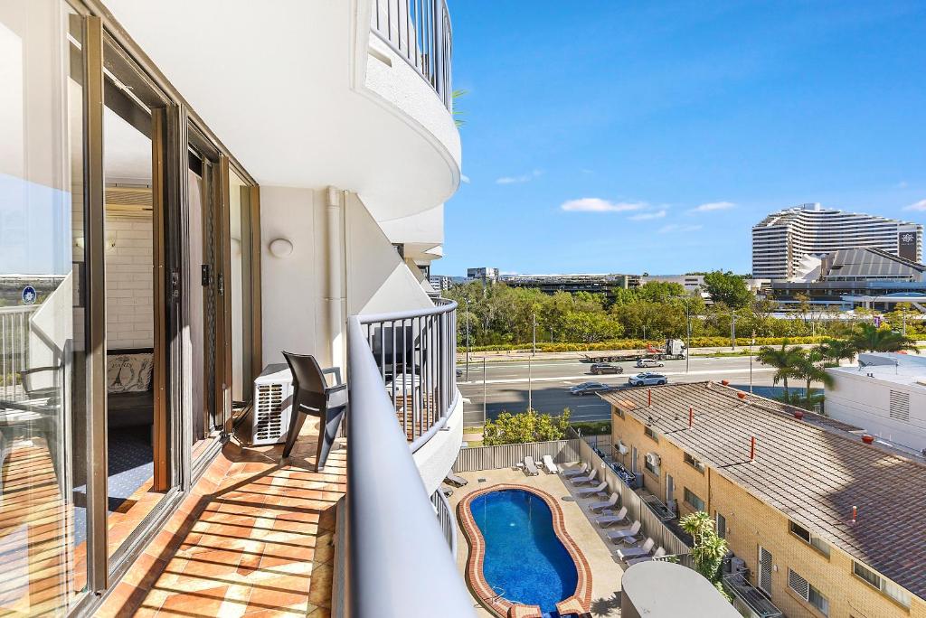 Broadbeach Travel Inn Apartments - 标准的一居室公寓