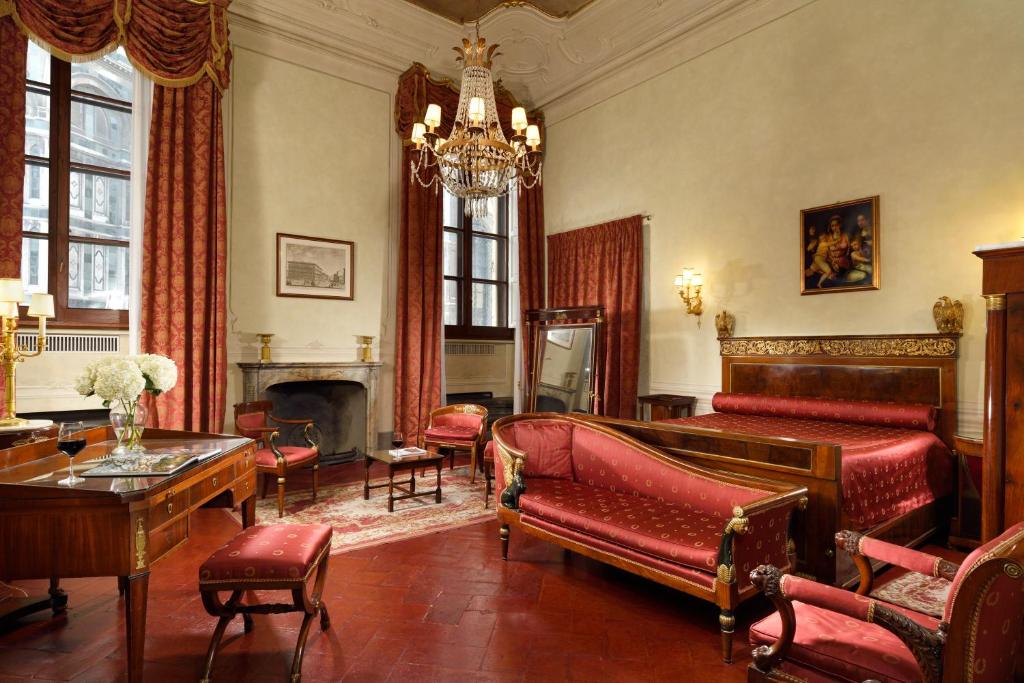 Palazzo Niccolini al Duomo Residenza D'Epoca - Resim 28