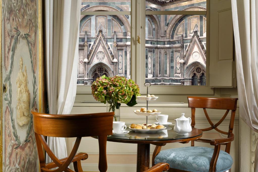 Posezení v ubytování Palazzo Niccolini al Duomo Residenza D'Epoca