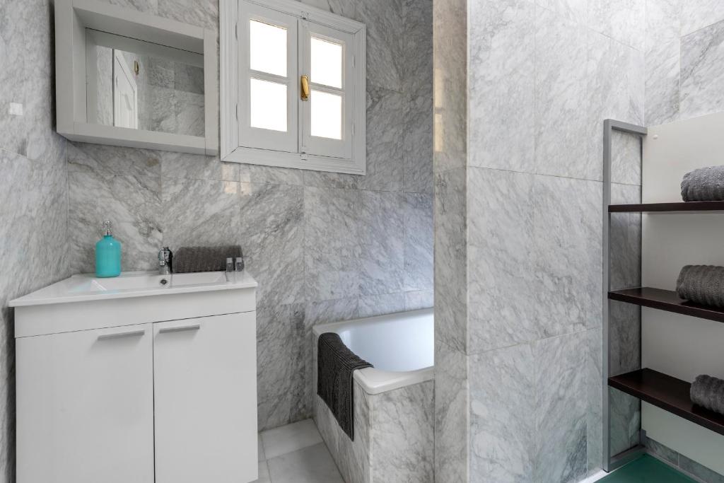 Lux Home - Sierpes Terrace - Apartamento De ático Dúplex Con Terraza Privada