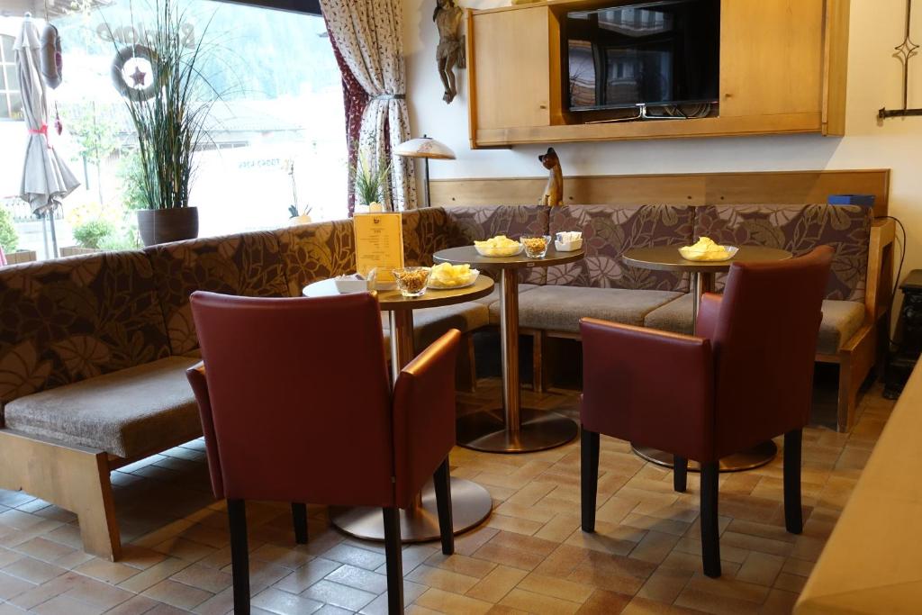 Posedenie v ubytovaní Hotel Bergland