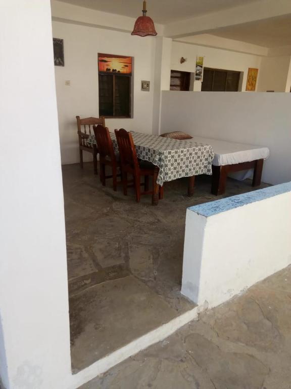 Peponi Watamu - Chambre Simple Avec Salle De Bain Privée