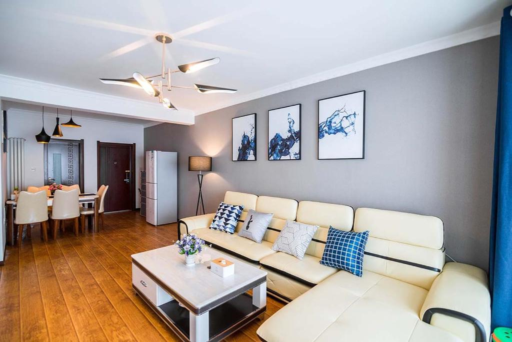 Henan Luoyang·Peony Square· Locals Apartment 00153280 - Housity