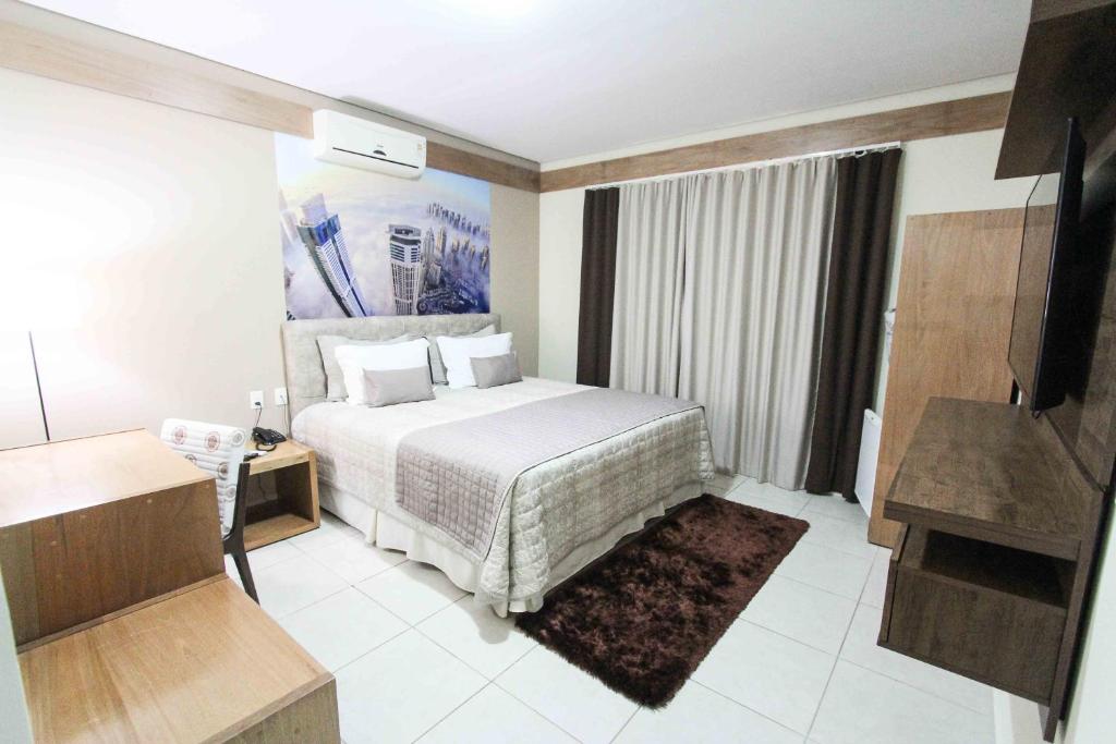  Prisma Plaza Hotel