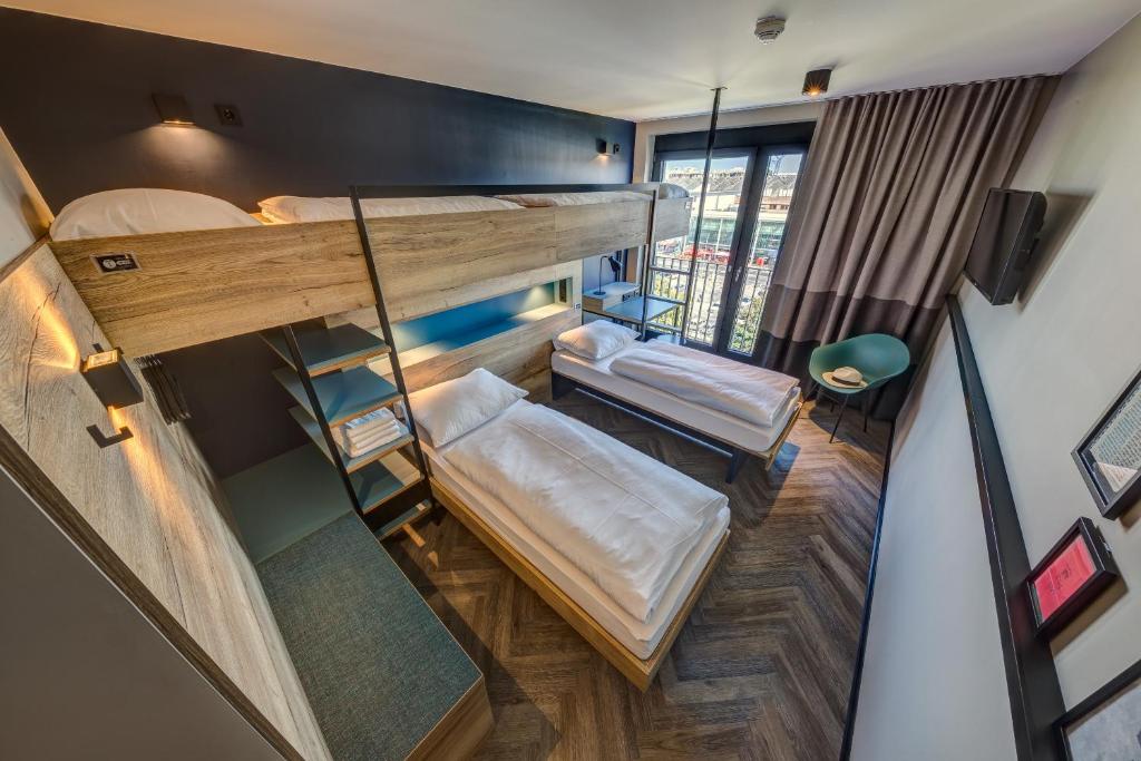 
Superior Quadruple Room
