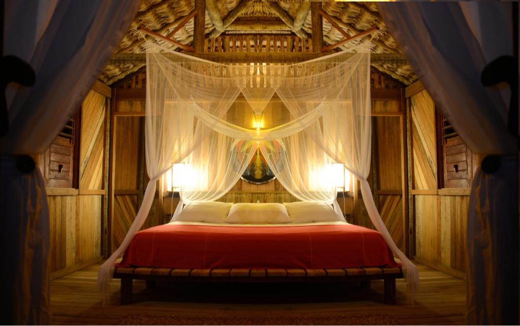  Ventana Hotel