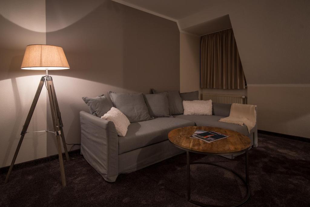 Posezení v ubytování Hotel Stadt Aurich