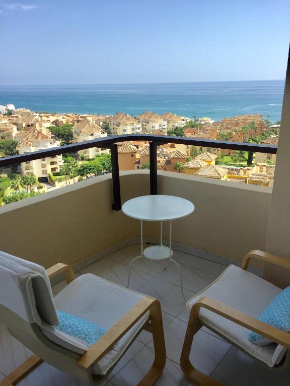Apartamento en Marbella, Spain - Booking.com