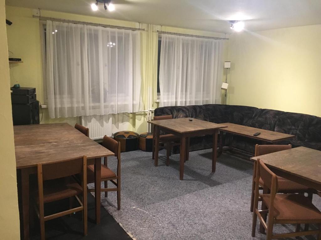 Reštaurácia alebo iné gastronomické zariadenie v ubytovaní Gościniec Graf