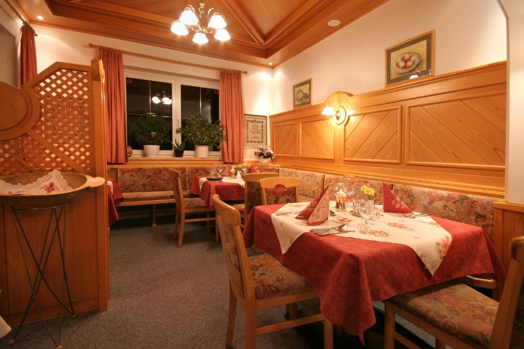 Posezení v ubytování Hotel Alpenrose