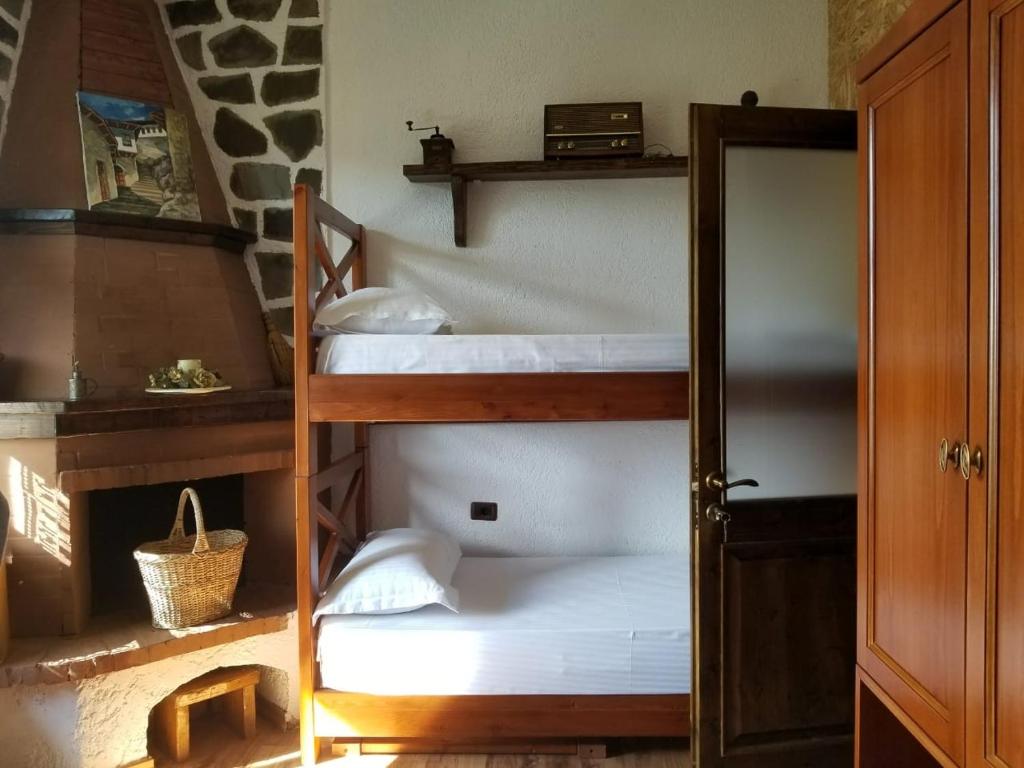 bed & breakfast Local Living Edi - Image 7