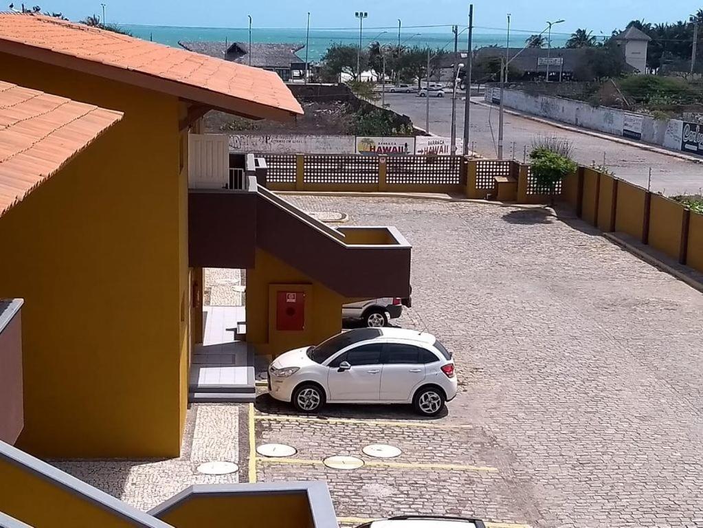  AP CONFORTAVEL NA PRAIA DO FUTURO FORTALEZA DE 150m 3 QUARTOS 2 SUITES PARA 12 PESSOAS