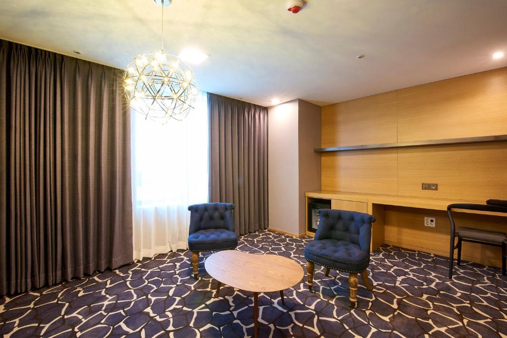 Posezení v ubytování Hotel tt Seomyeon