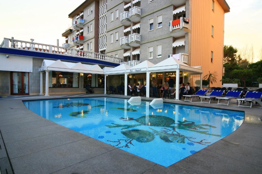 Bazén v ubytování Hotel Danieli nebo v jeho okolí