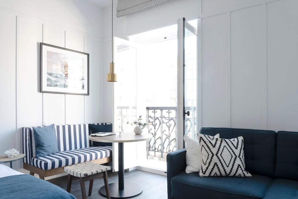 
Deluxe Studio with Terrace
