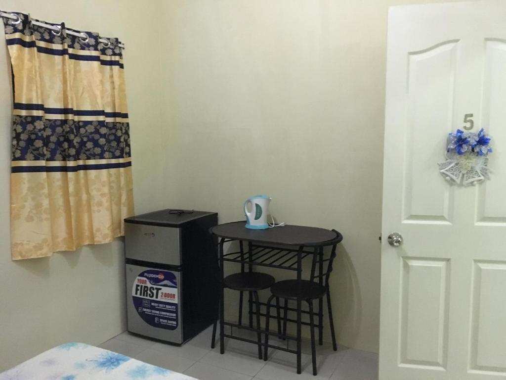 Blue Summer Suites - Budget Double Room