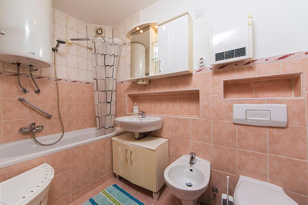 Fotografie z fotogalerie ubytování Apartment Anika v destinaci Brela
