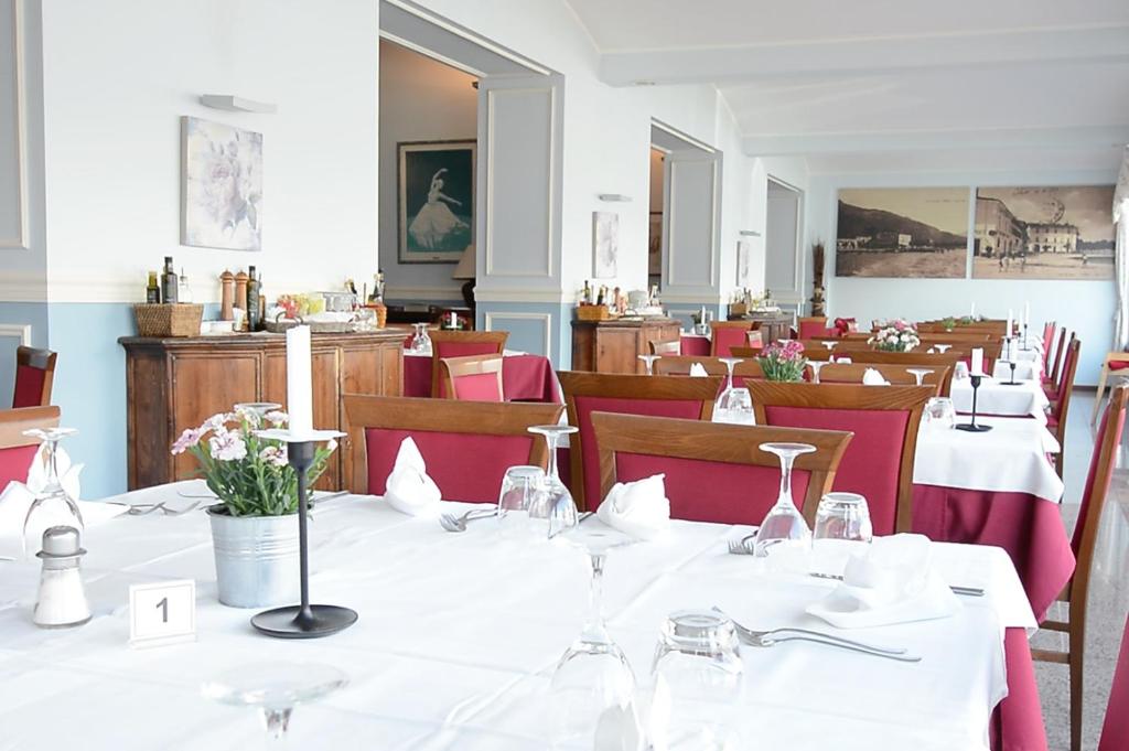 Restaurace v ubytování Hotel Risi