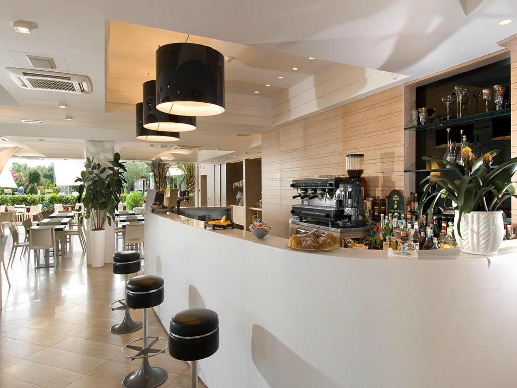 Nápoje v ubytování Hotel Sarti
