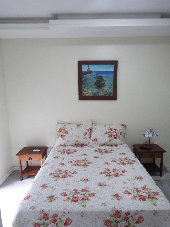  Casa 3 dormitórios sendo uma suíte com ar